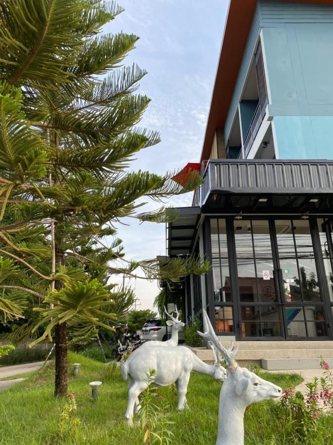 Mosstel Otel Phitsanulok Dış mekan fotoğraf